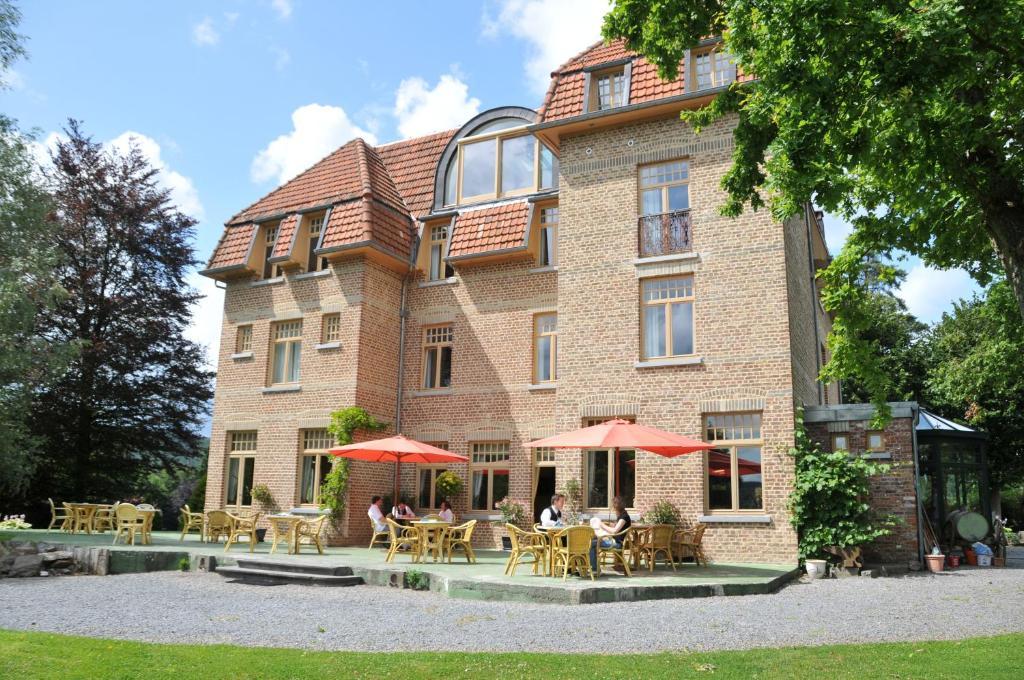 Les Tilleuls Hotel Jupille Екстер'єр фото